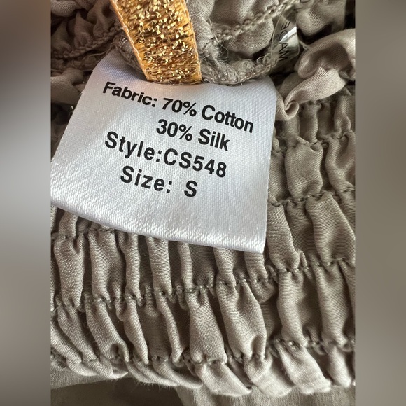 NWOT ELAN Silk & Cotton Tiered Neutral Accordion Smocked MIDI Dress/skirt. Small - Picture 16 of 16